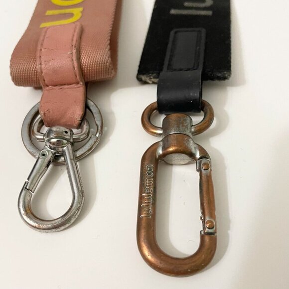 Lot of 2 Lululemon Keychains Needs Cleaning - Picture 2 of 16
